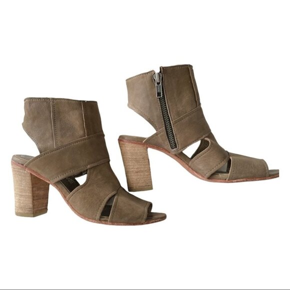 𝅺FREE People Chunky Heel Peep Toe Ankle Zip Booties Womens 7 - Picture 1 of 8